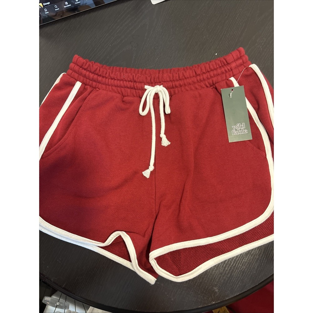 Wild Fable Women's Burgundy Red Shorts SIZE SMALL w/Pockets Elastic Waist NEW